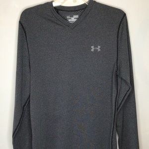 Men’s Under Armour Cold Gear V-Neck LS Pullover Shirt Black/Gray. Size Med